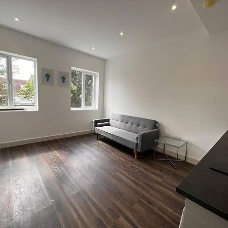 Star London Finchley Road 1-Bed Hideawayアパートメント エクステリア 写真